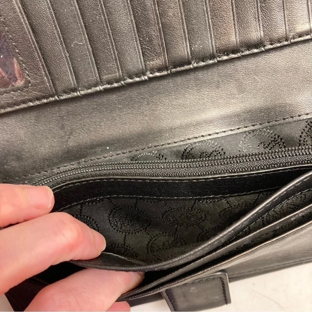 Michael Kors black leather clutch wallet